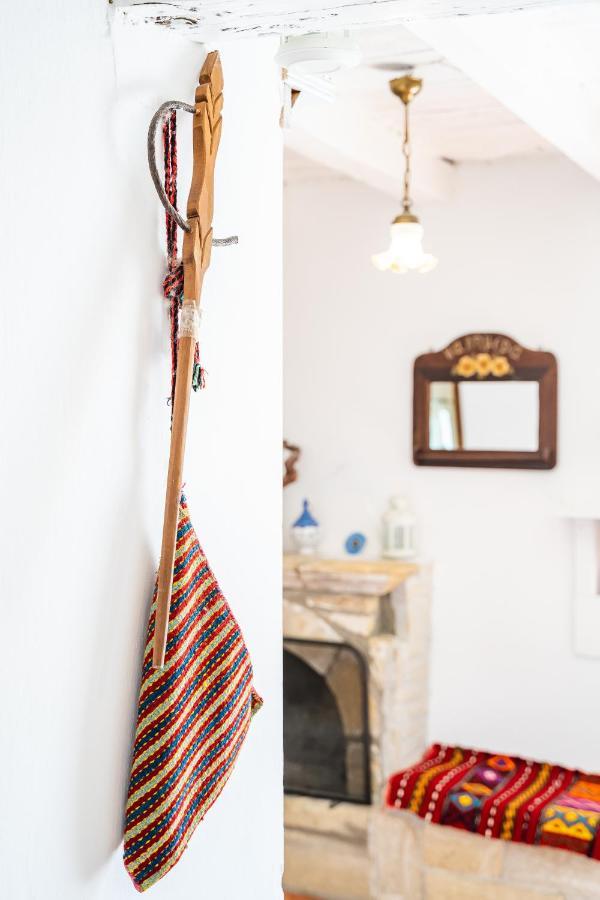 Olive Grove Cottage Menetaí 외부 사진