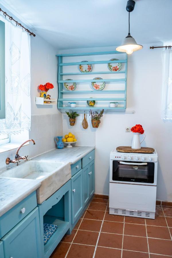 Olive Grove Cottage Menetaí 외부 사진